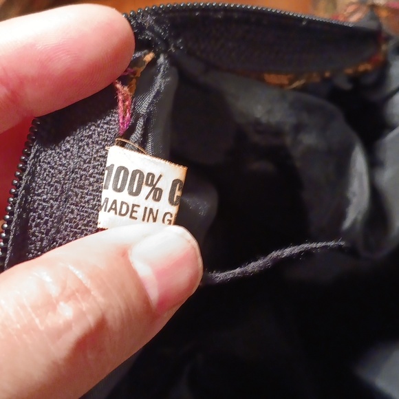 Floral Patchwork Embroidered Shoulder Bag - Picture 10 of 13